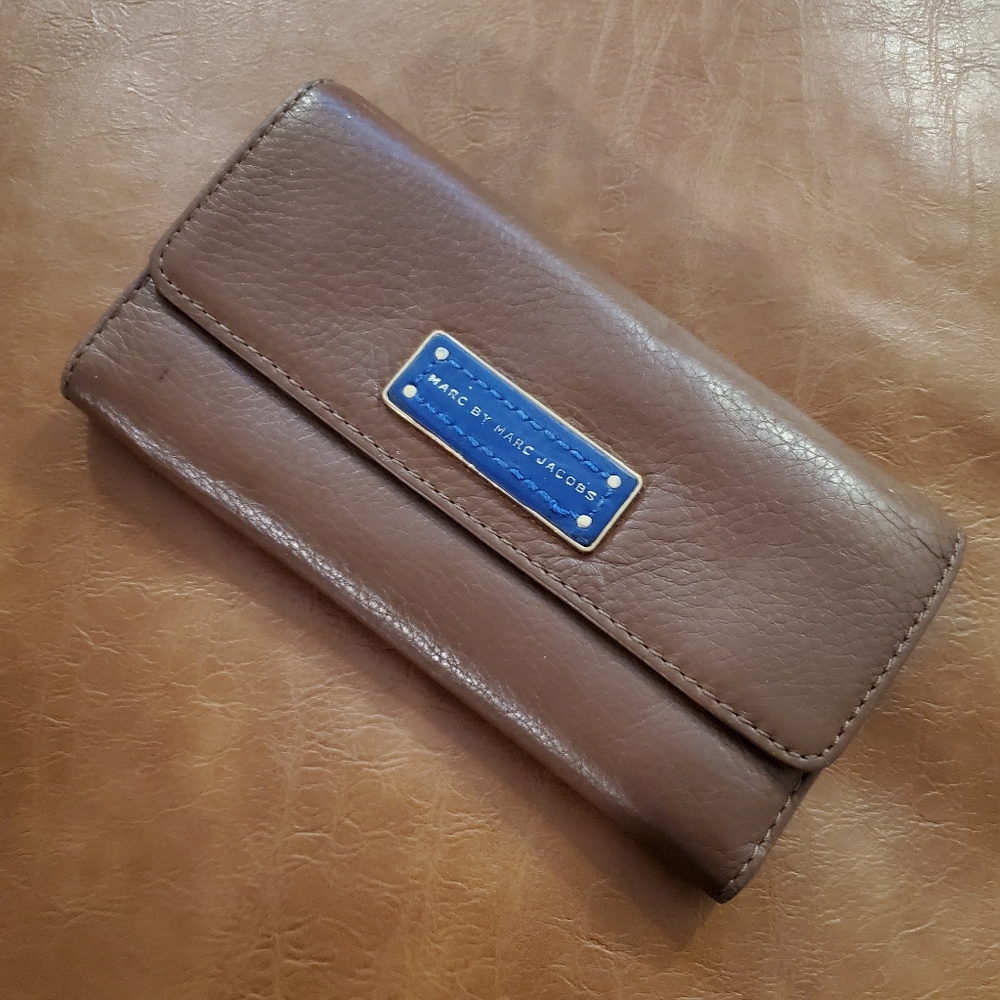 Marc by Marc Jacobs 'Too Hot To Handle' Wallet